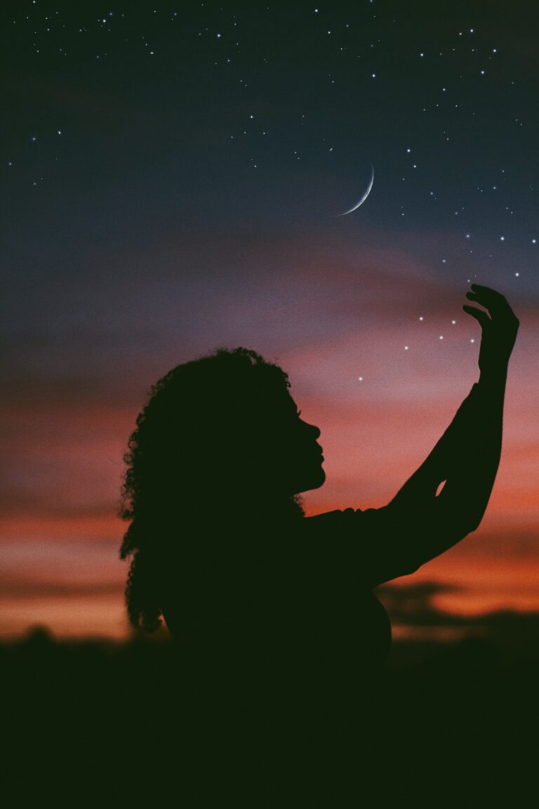 50 Positive Bedtime Affirmations for a Good Night’s Sleep