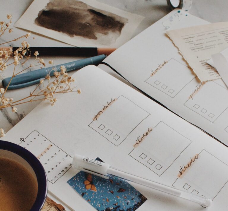 57 Gorgeous and Useful Bullet Journal Weekly Spreads to Try