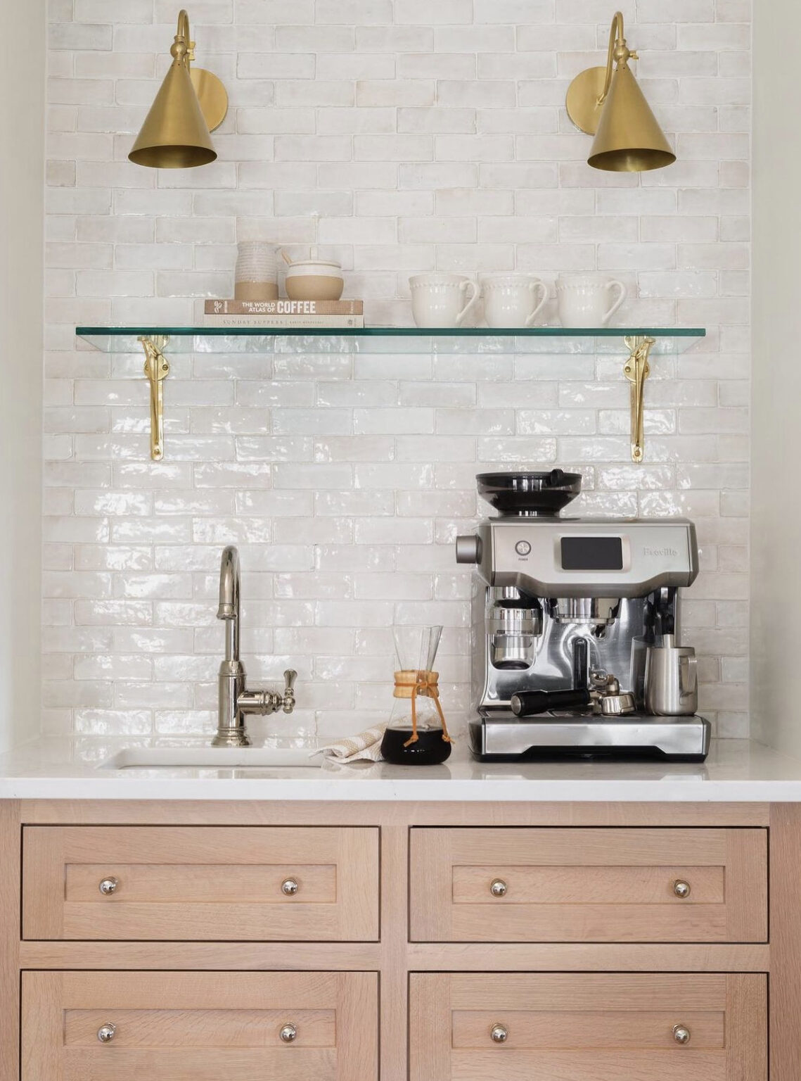 40+ Gorgeous Coffee Bar Decor Ideas - Days Inspired