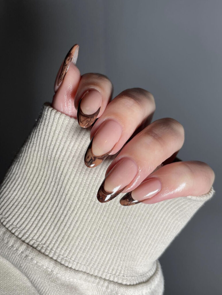 Marbled Brown Rounded Tips