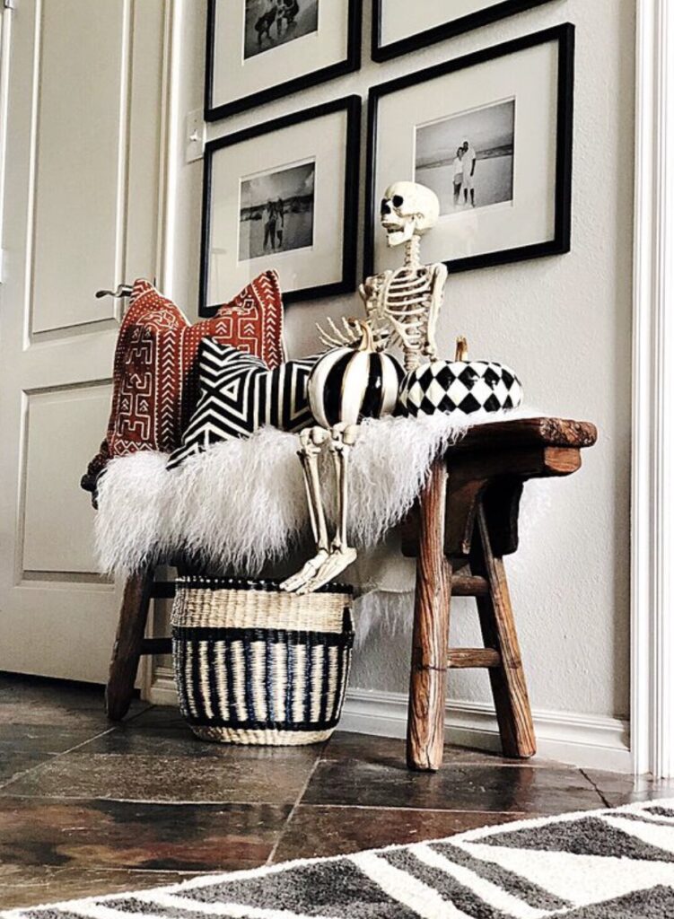 Black & White Modern Bench Display with Skeleton