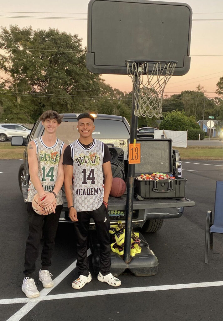 Simple Basketball Trunk or Treat