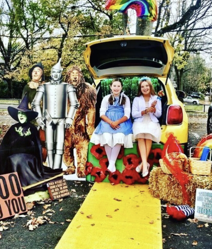 Wizard of Oz Yellow Brick Road Trunk or Treat