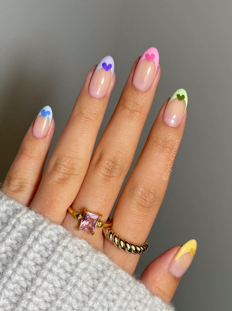 Cute pastel multicolor tips with little heart details