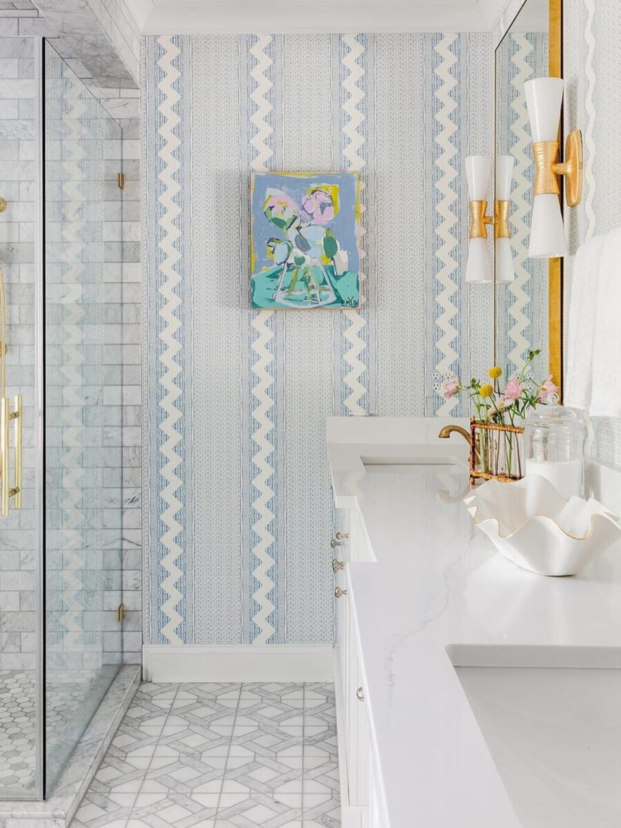 26 Chic Bathroom Accent Wall Ideas to Transform Your Space - Days Inspired
