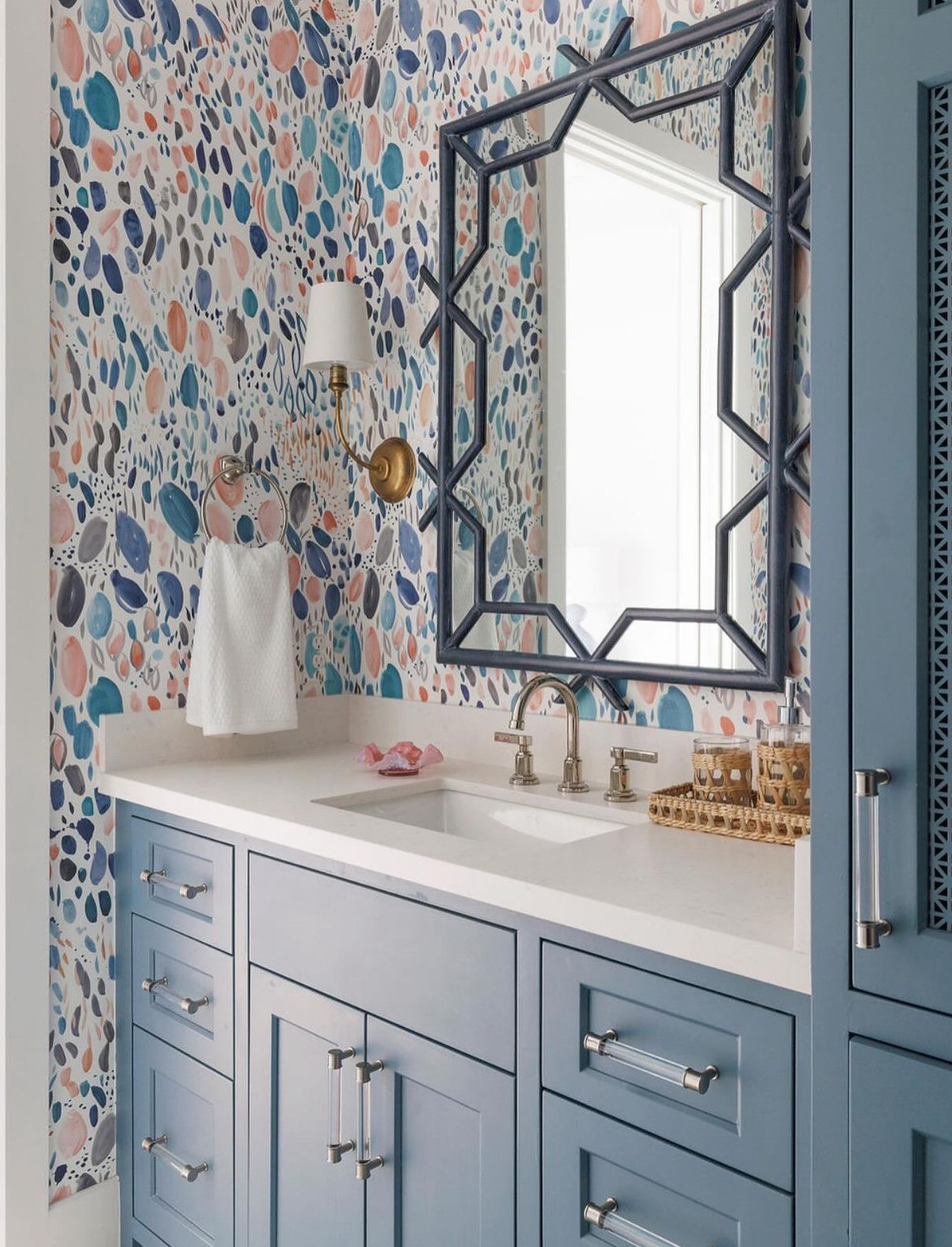 26 Chic Bathroom Accent Wall Ideas to Transform Your Space - Days Inspired